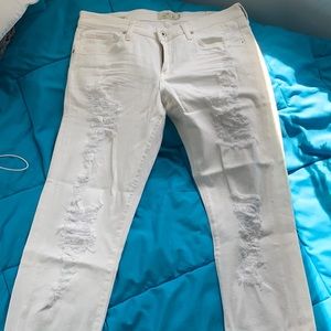 Lucky brand white ripped short jeans